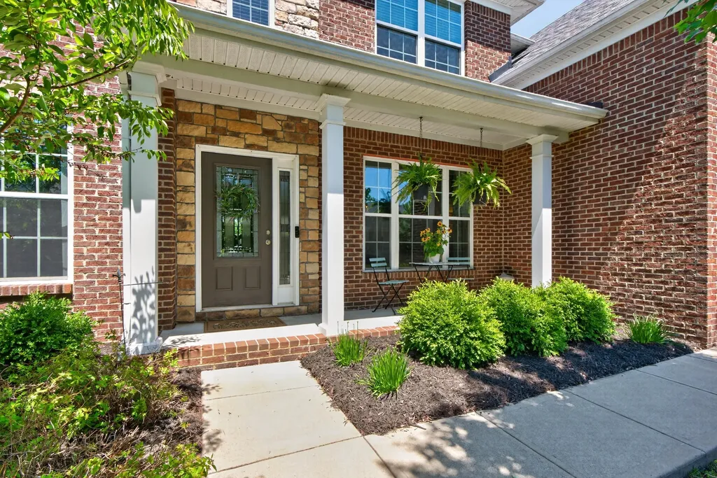 4254 Starrush Place Lexington KY 40509