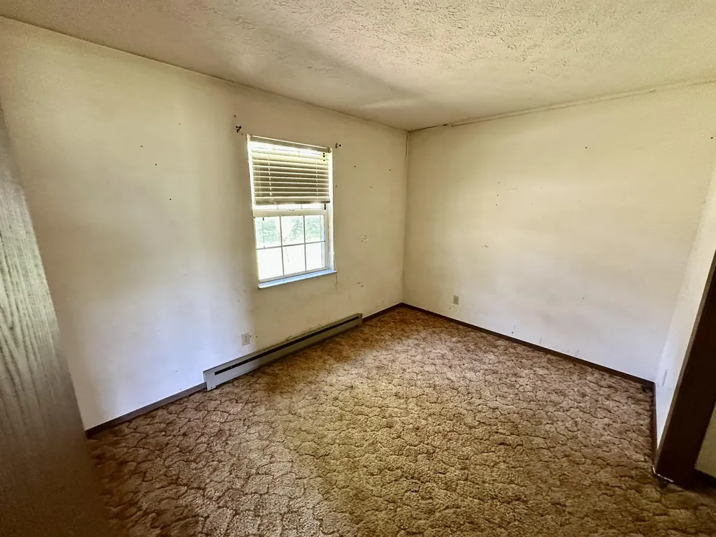 1364 Kentucky Highway 2750 Crab Orchard KY 40419