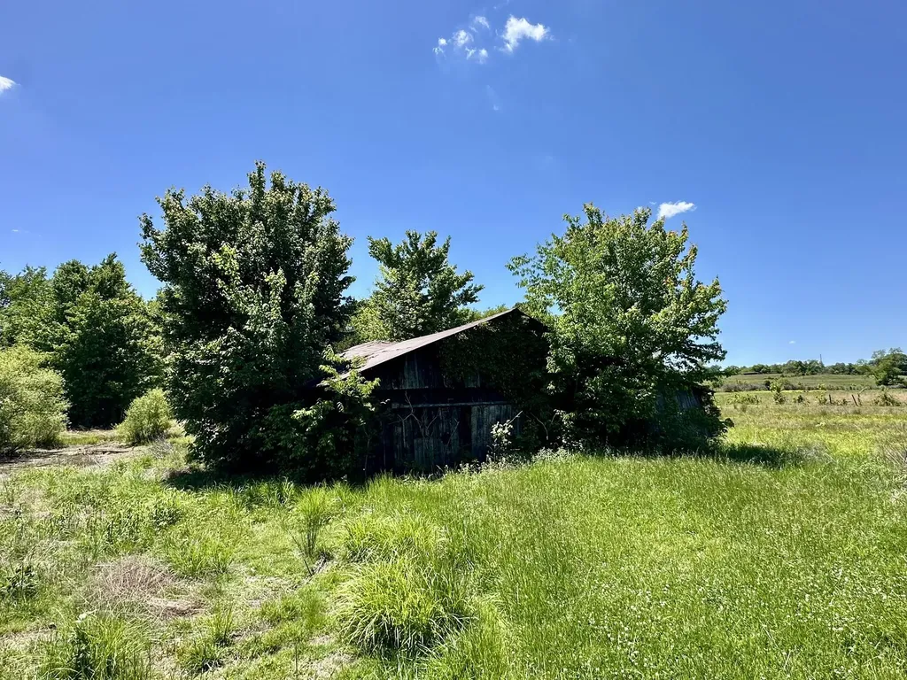 1364 Kentucky Highway 2750 Crab Orchard KY 40419