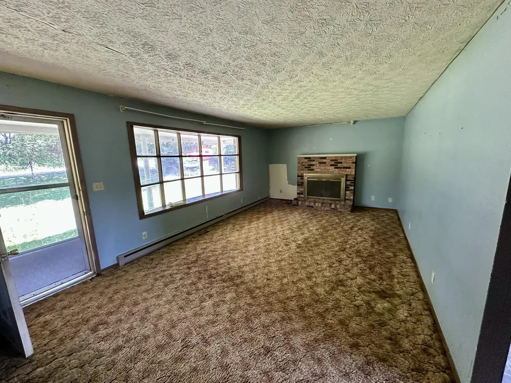1364 Kentucky Highway 2750 Crab Orchard KY 40419