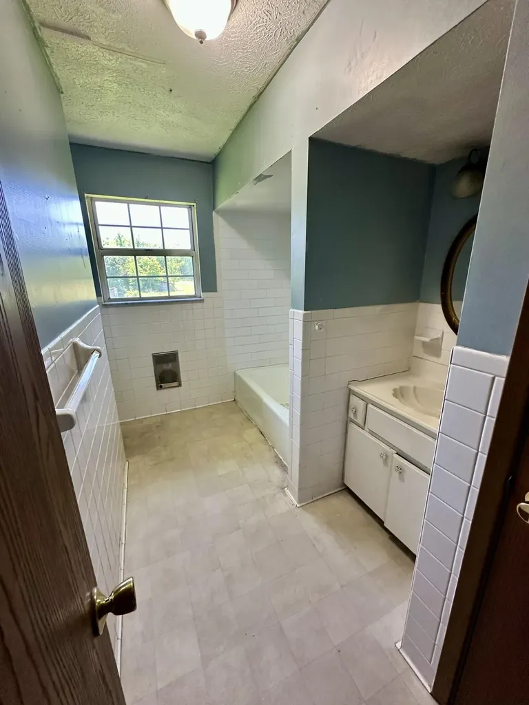 1364 Kentucky Highway 2750 Crab Orchard KY 40419