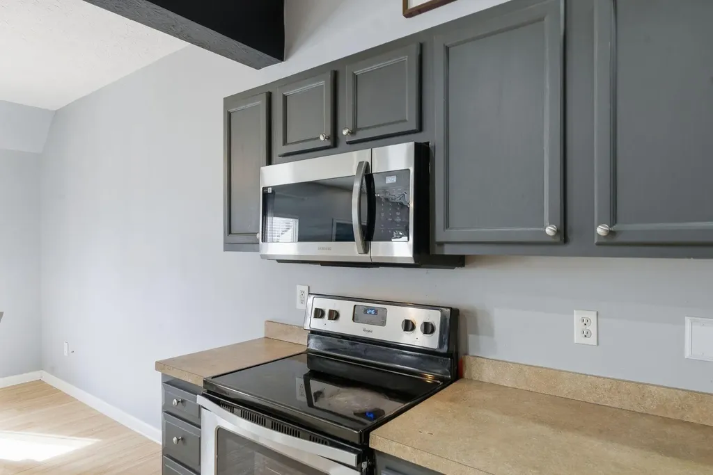 728 Burgess Avenue Lexington KY 40511
