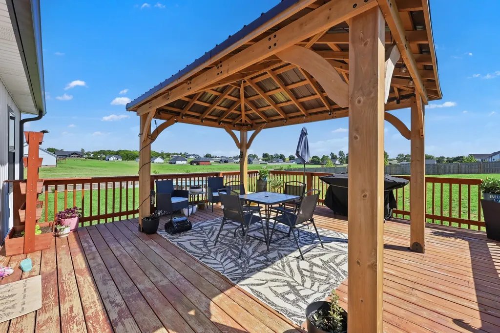 115 Gracelynn Circle Harrodsburg KY 40330