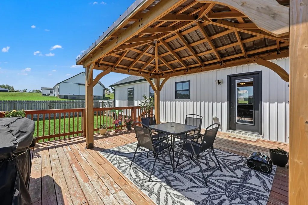 115 Gracelynn Circle Harrodsburg KY 40330