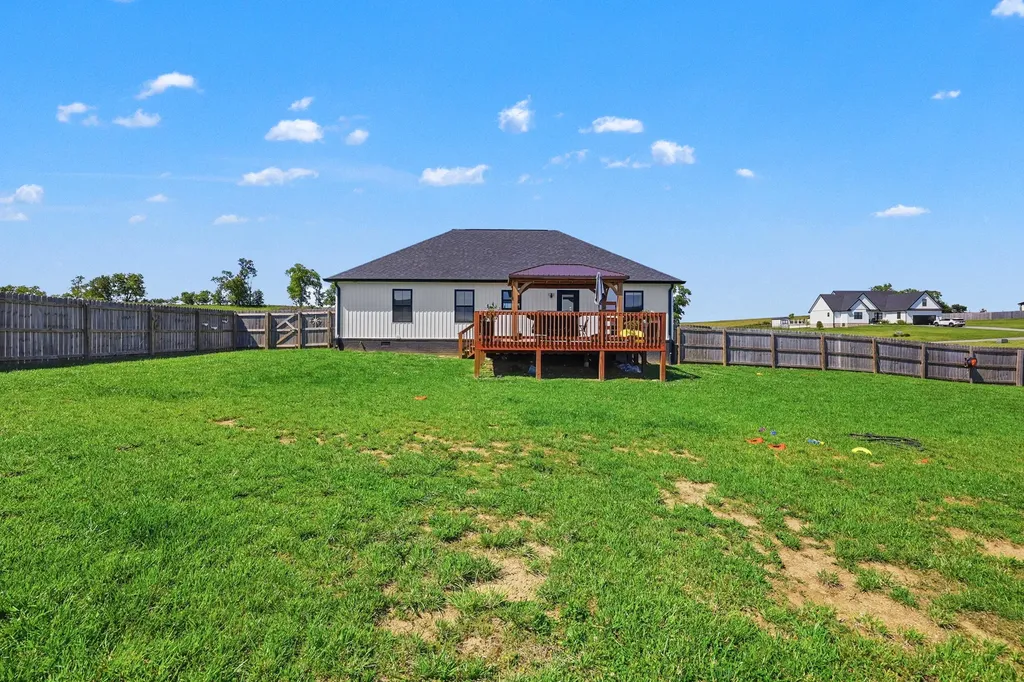 115 Gracelynn Circle Harrodsburg KY 40330