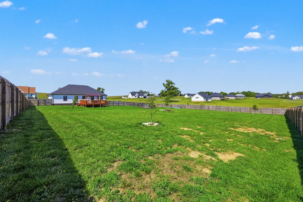 115 Gracelynn Circle Harrodsburg KY 40330