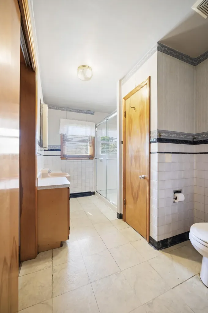 409 Springfield Drive Richmond KY 40475