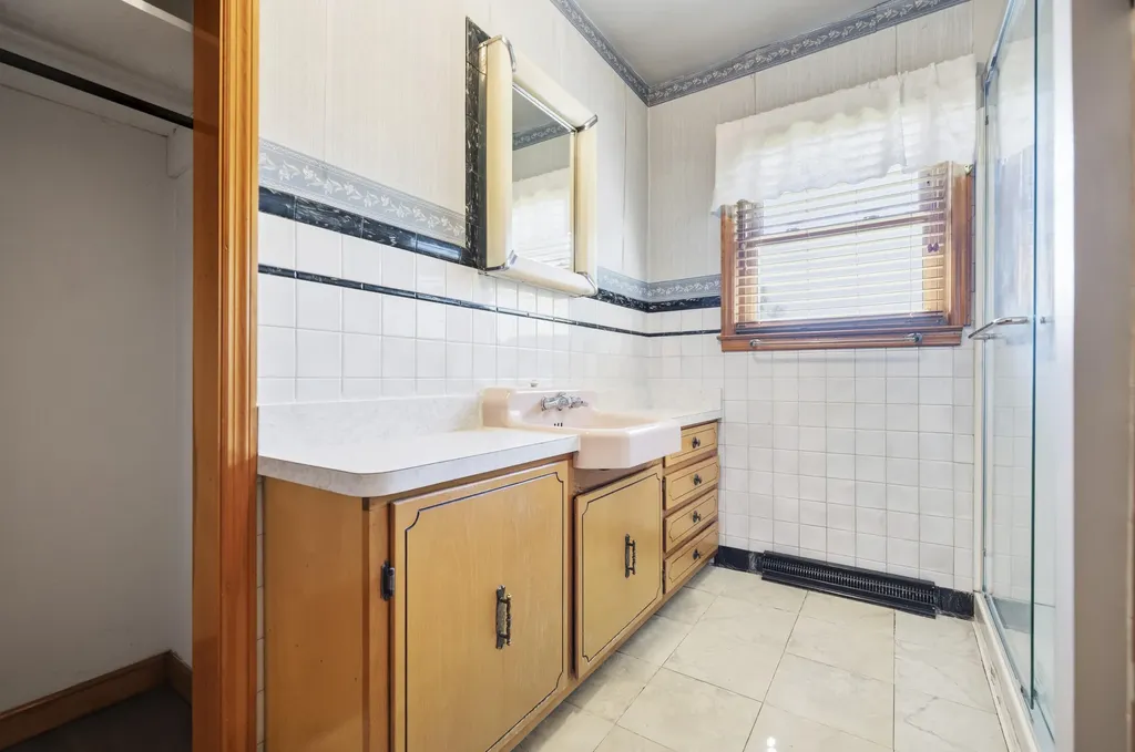 409 Springfield Drive Richmond KY 40475