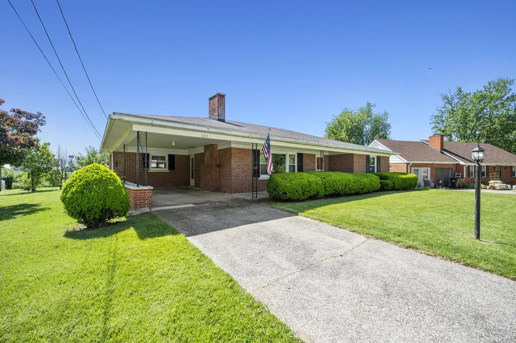 409 Springfield Drive Richmond KY 40475