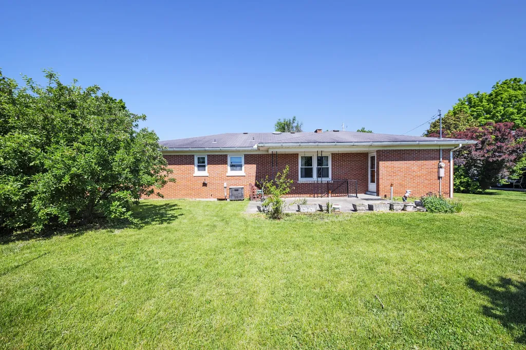 409 Springfield Drive Richmond KY 40475