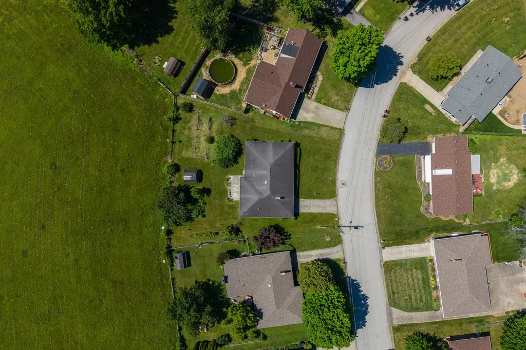 409 Springfield Drive Richmond KY 40475