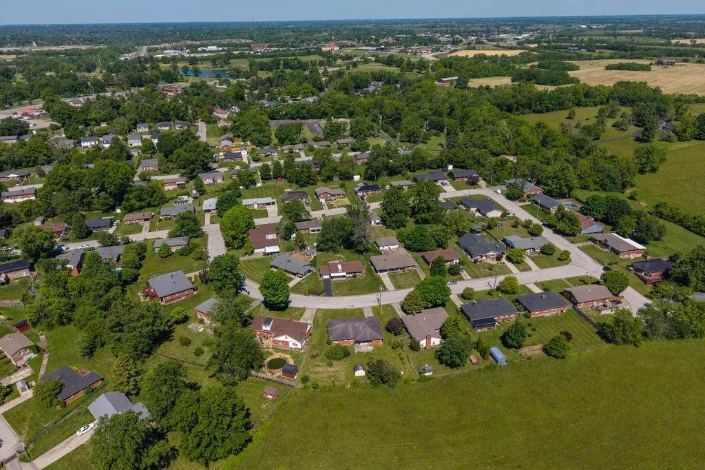409 Springfield Drive Richmond KY 40475