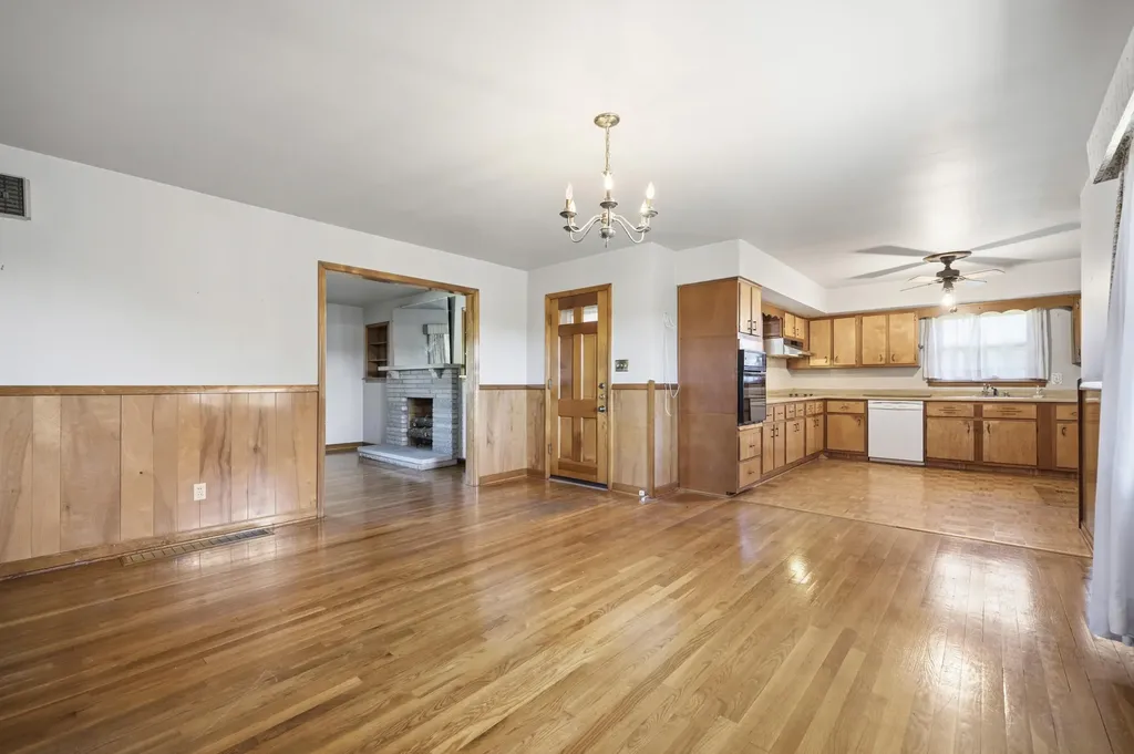 409 Springfield Drive Richmond KY 40475