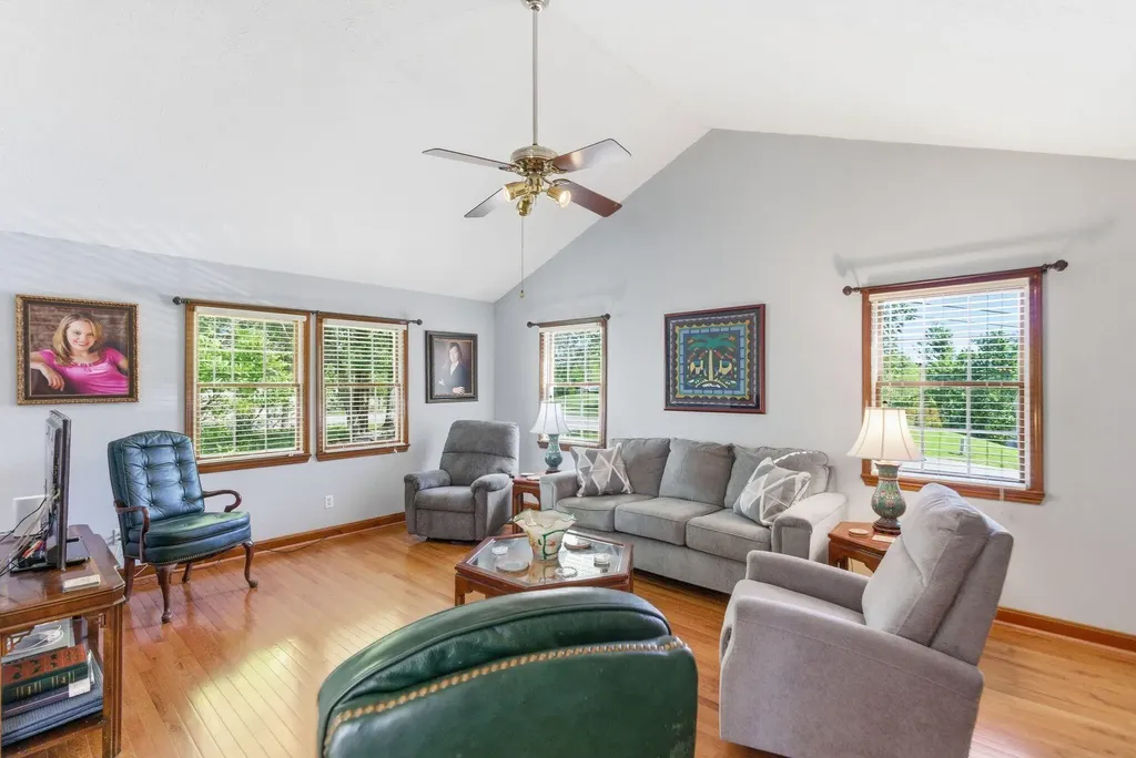 404 Woodduck Lane Georgetown KY 40324