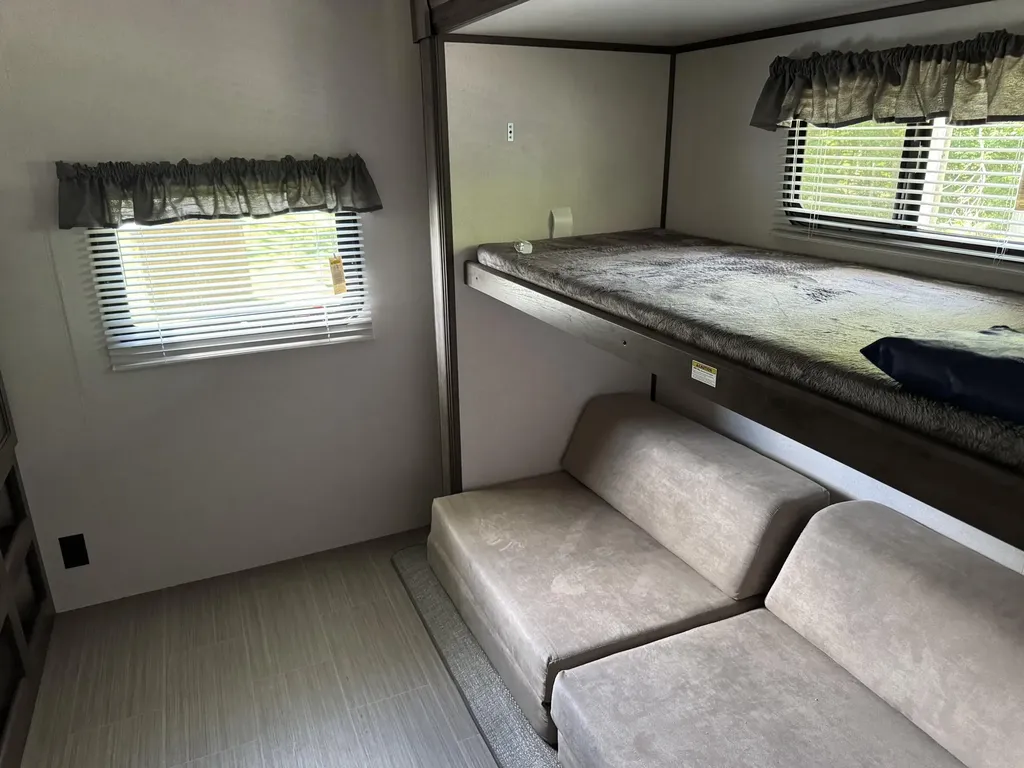 322 Buck Trail Nancy KY 42544