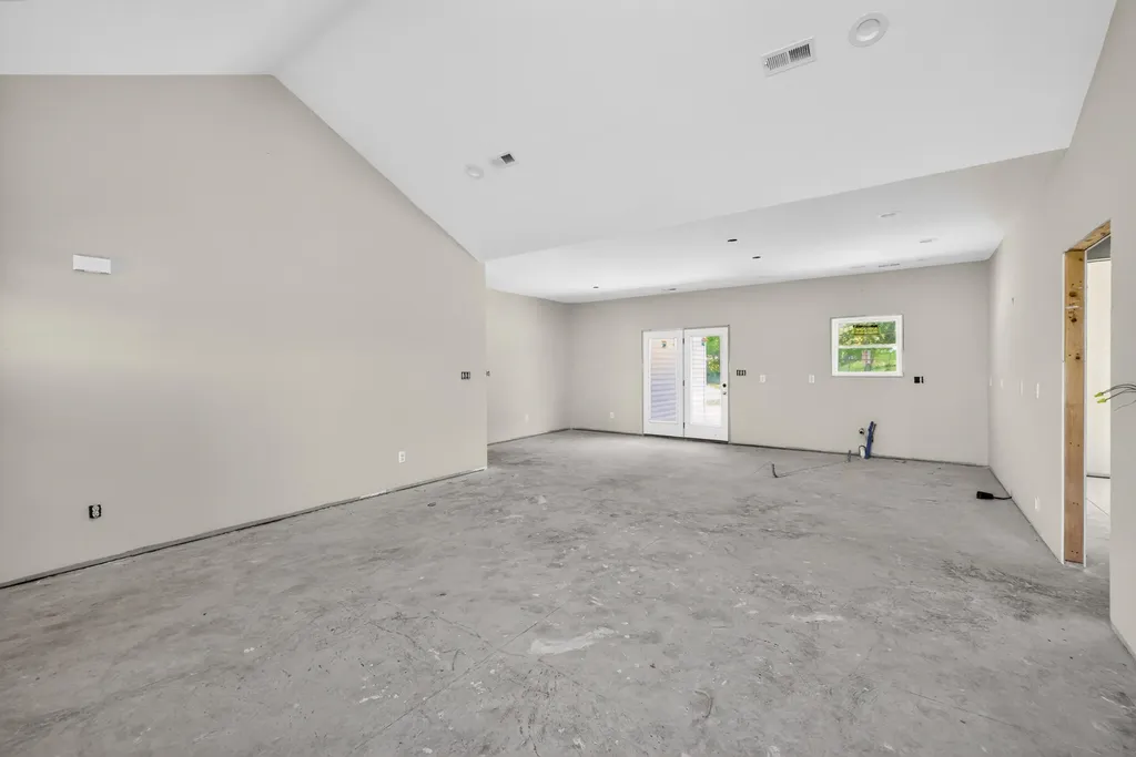 141 Maude Lane Harrodsburg KY 40330