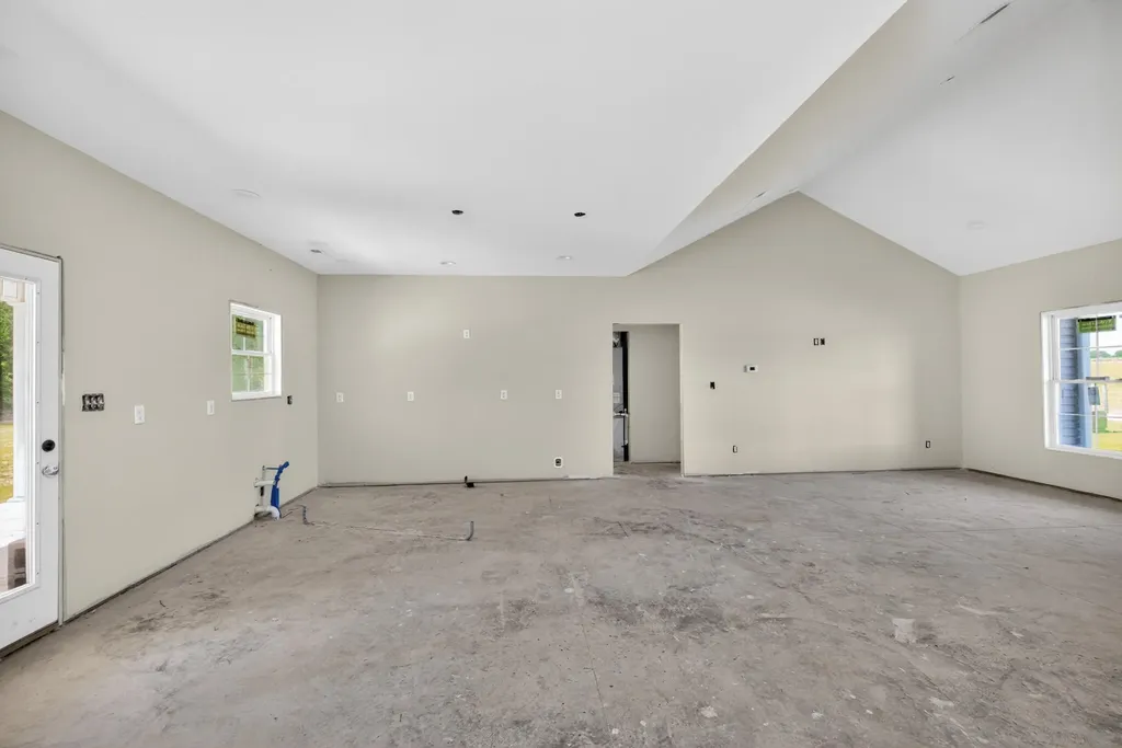 141 Maude Lane Harrodsburg KY 40330