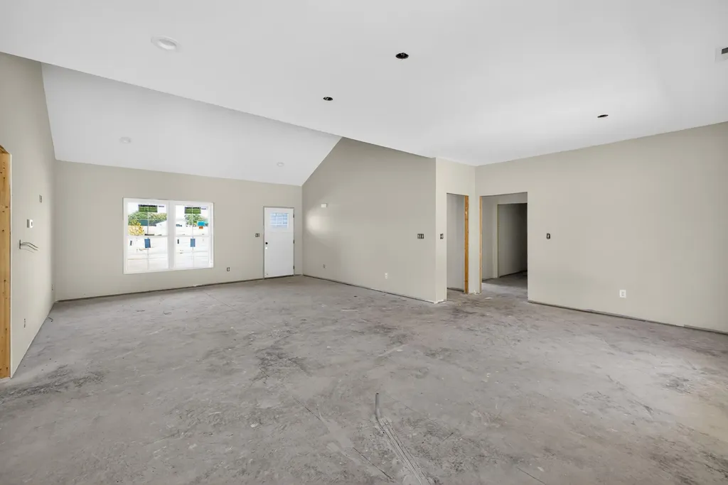 141 Maude Lane Harrodsburg KY 40330