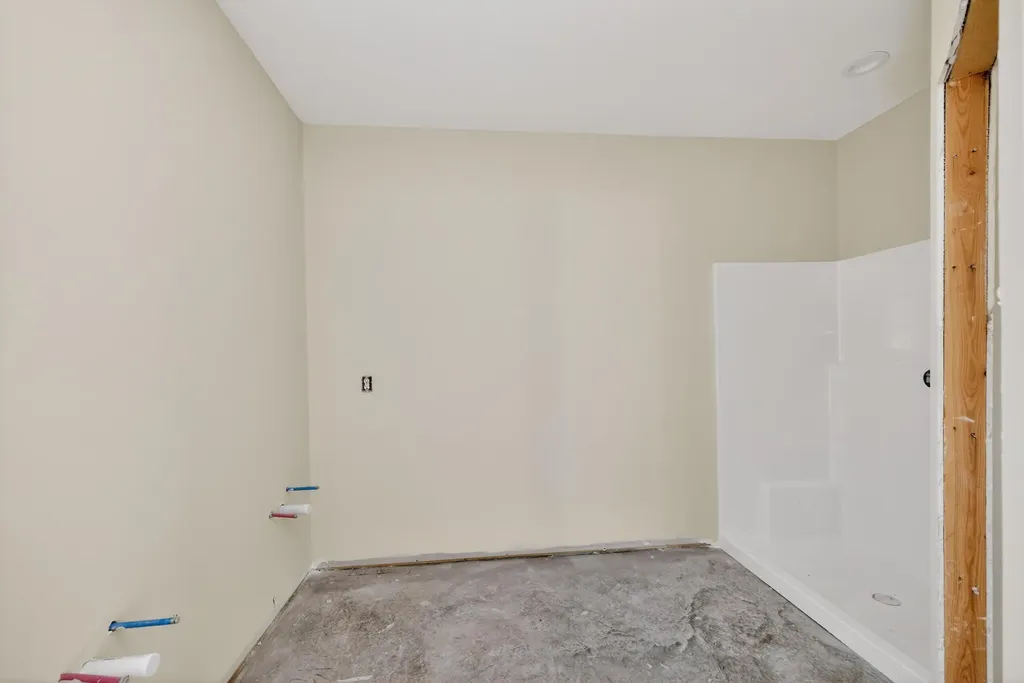 141 Maude Lane Harrodsburg KY 40330