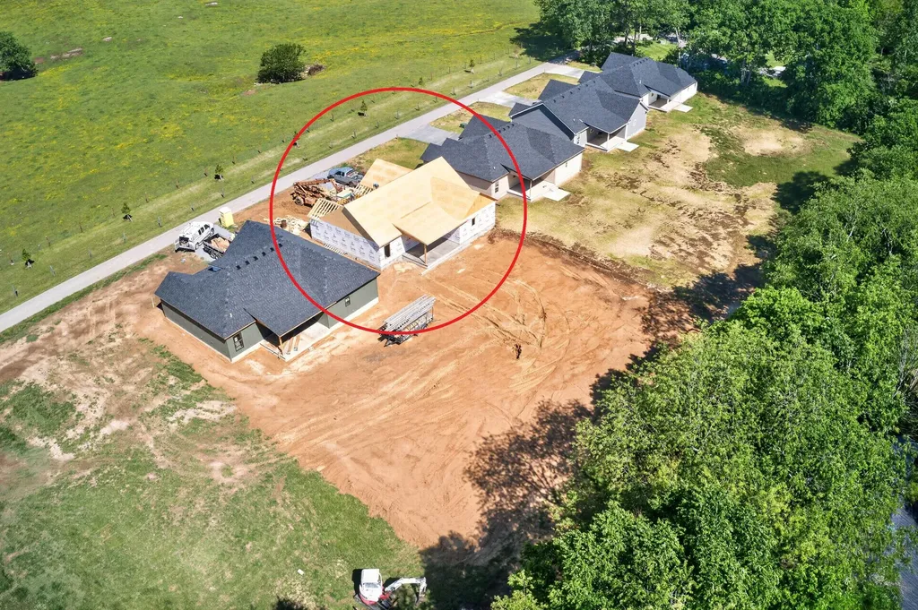 133 Maude Lane Harrodsburg KY 40330