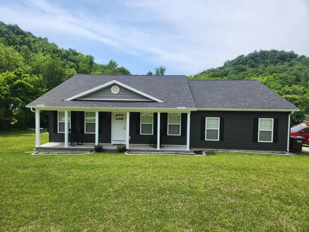 20 Allie Lane Stanton KY 40380