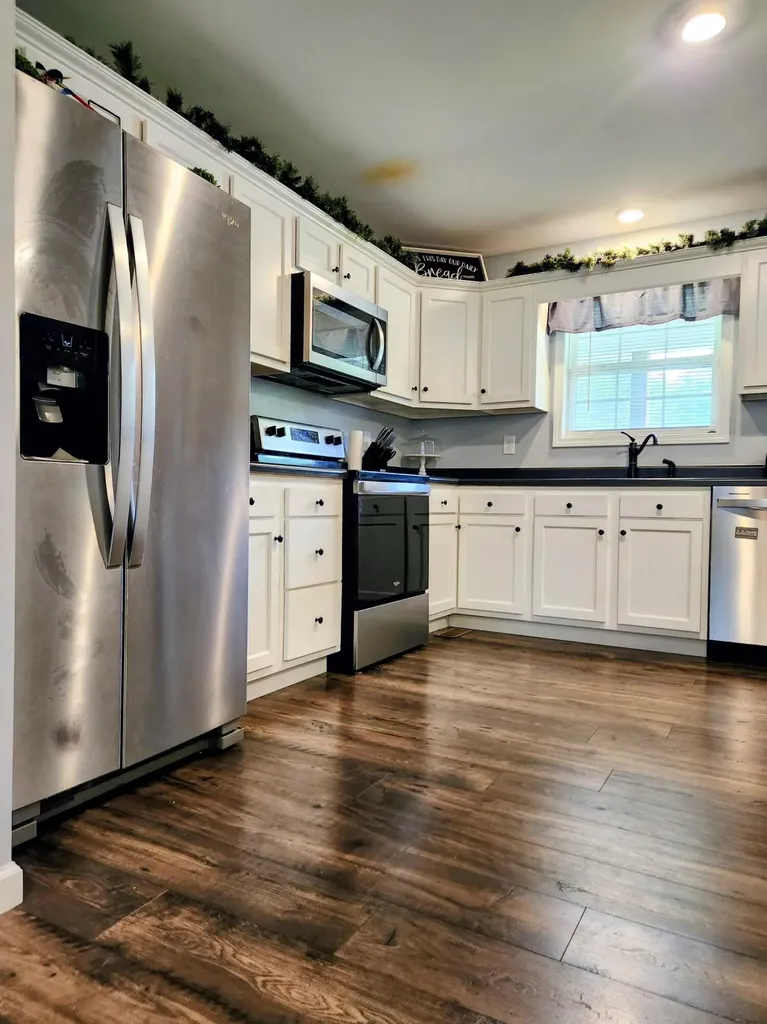 20 Allie Lane Stanton KY 40380