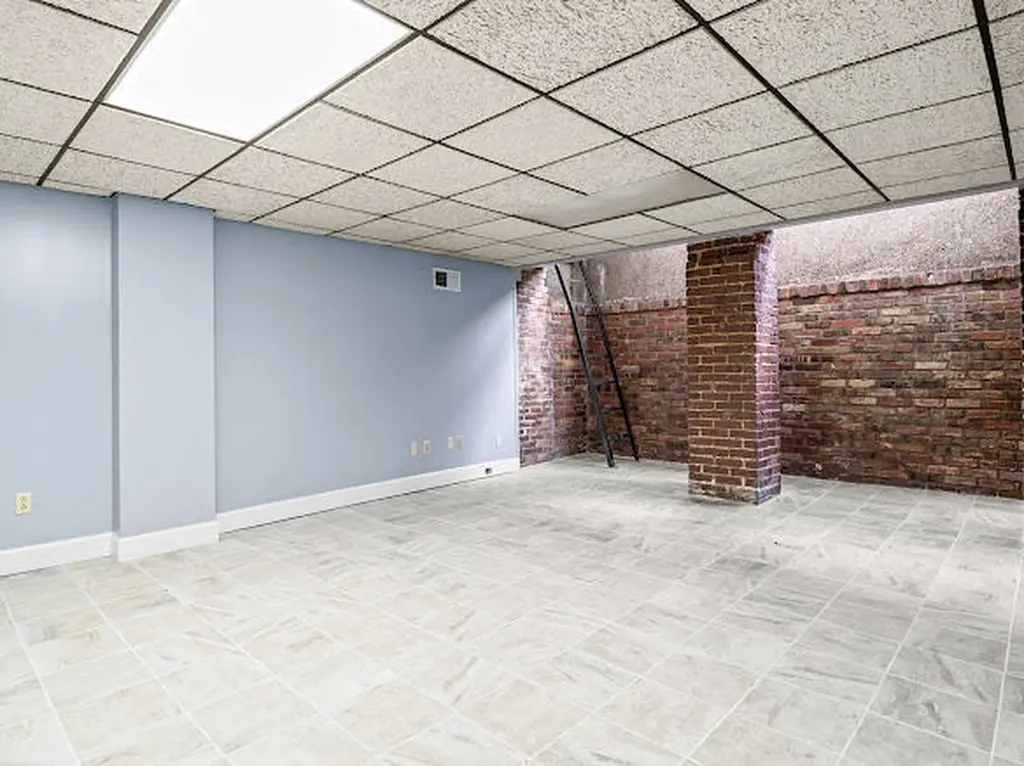 105 W 5th Street London KY 40741