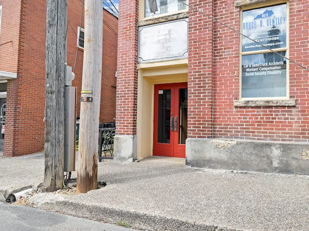 105 W 5th Street London KY 40741