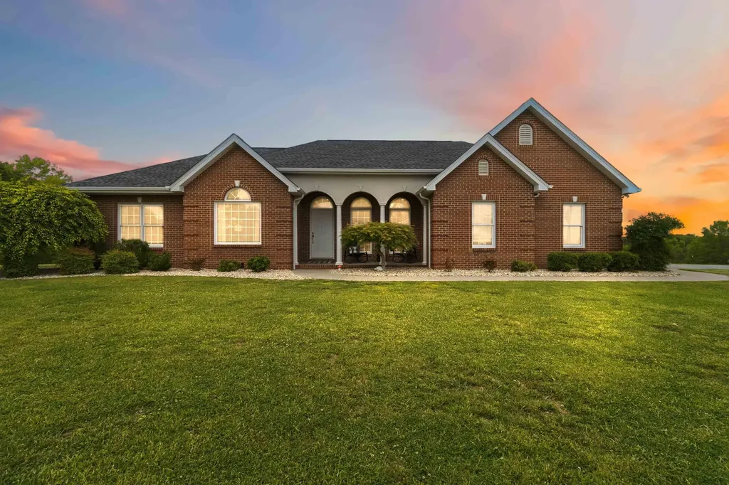 1224 Whitson School Road London KY 40741