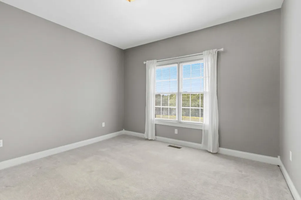 1224 Whitson School Road London KY 40741