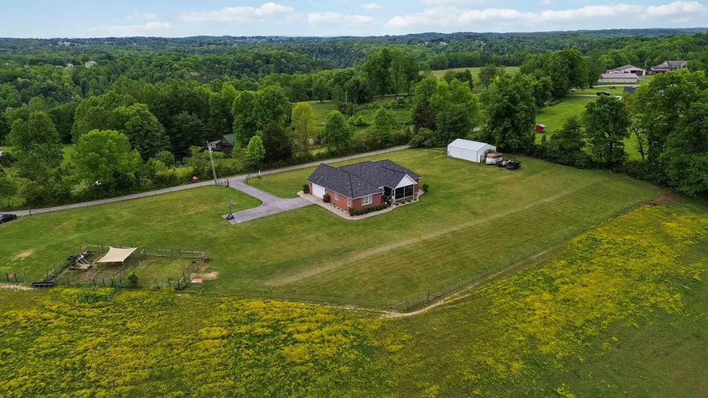 1224 Whitson School Road London KY 40741