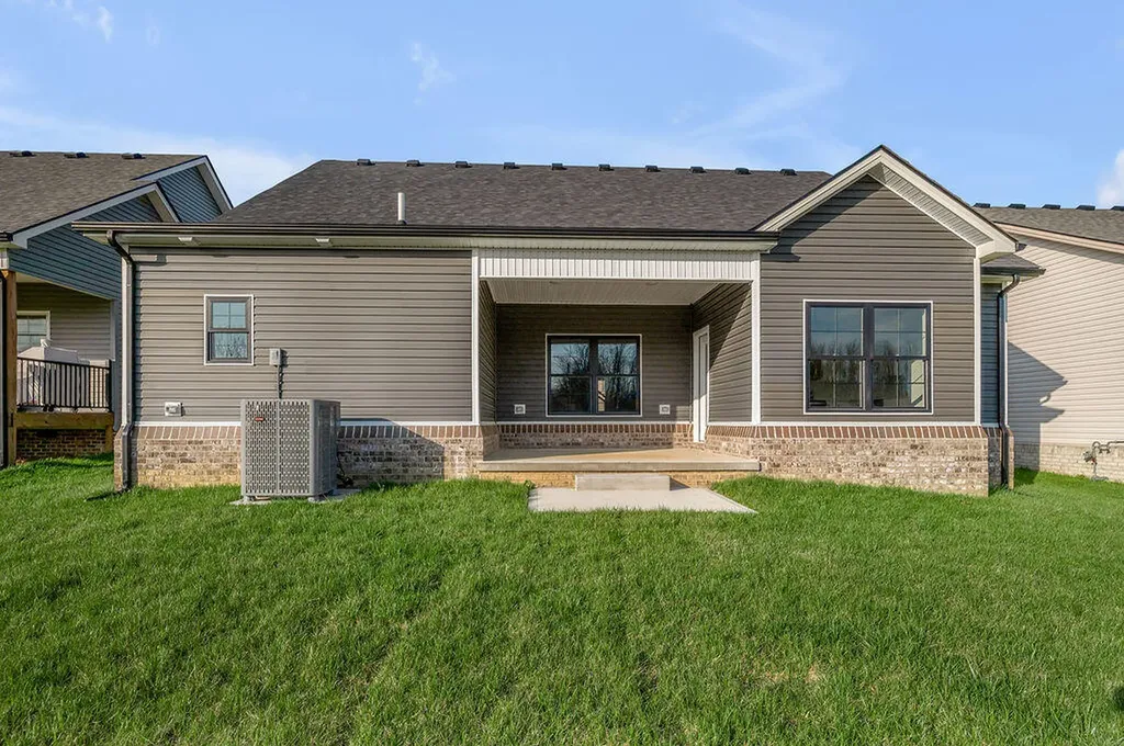 1073 Mission Drive Richmond KY 40475