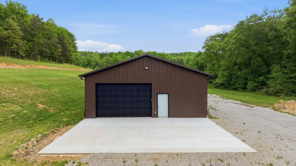 223 Hollin Road Tyner KY 40486