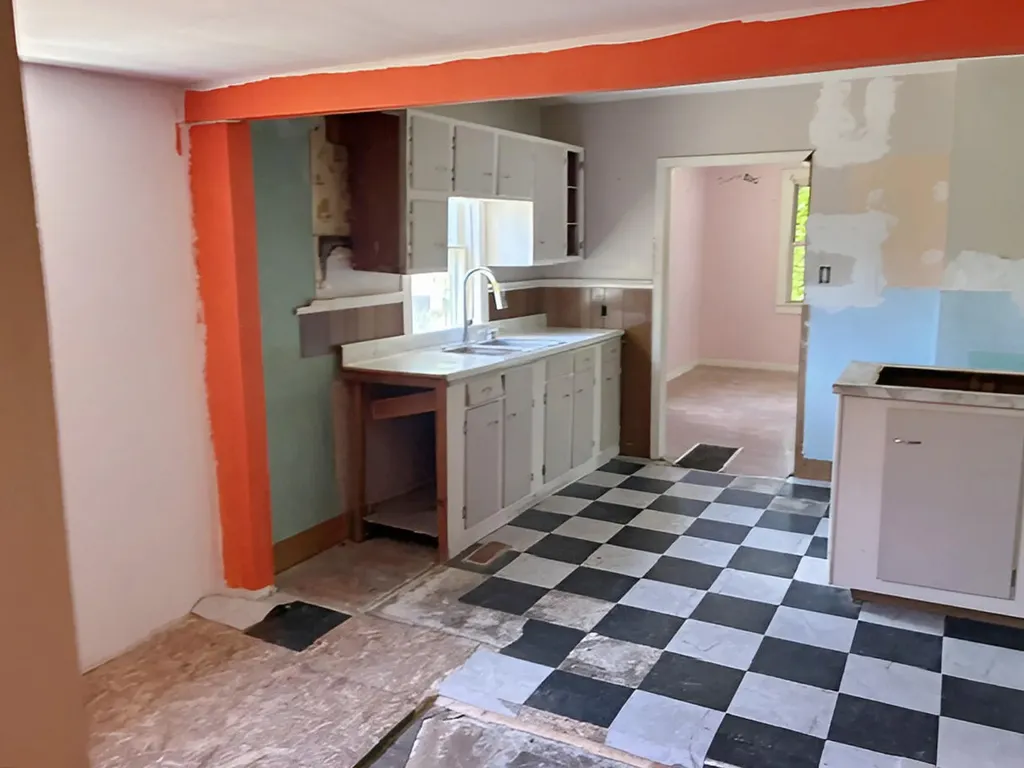 400 Flint Road Waco KY 40385