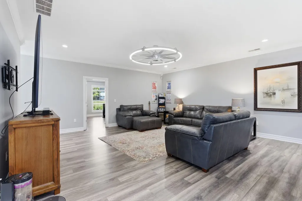118 Woods Way Frankfort KY 40601