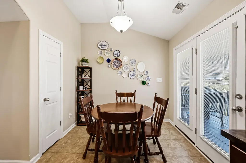 205 Gauley Lane Lexington KY 40511
