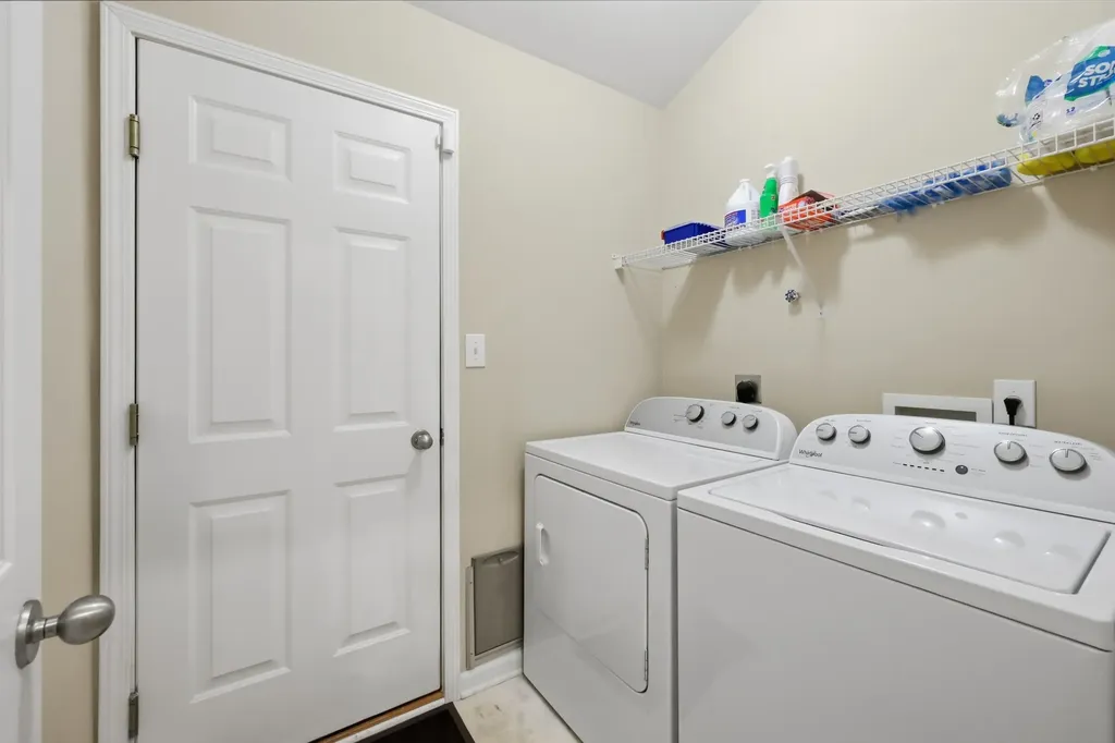 205 Gauley Lane Lexington KY 40511