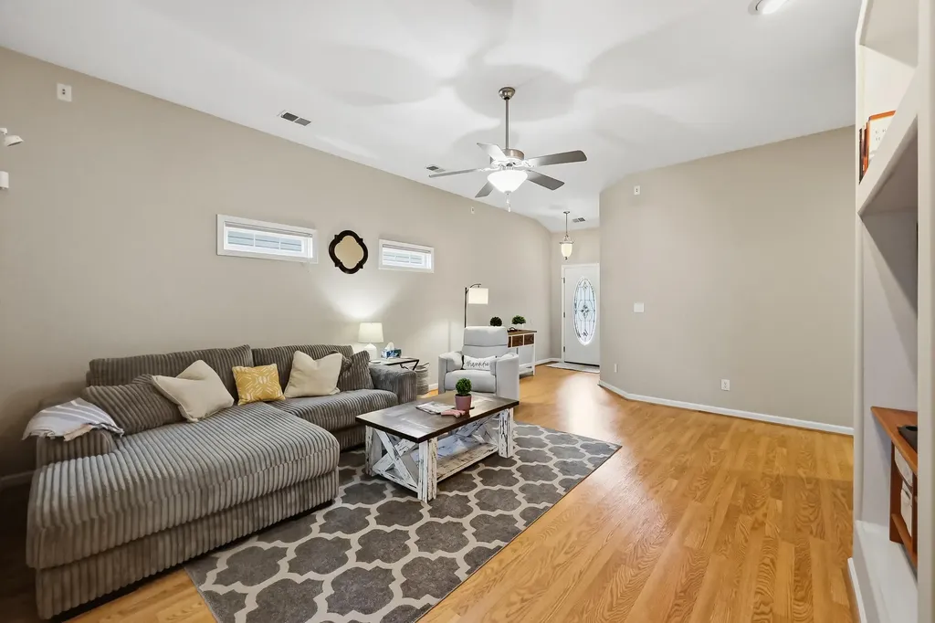 205 Gauley Lane Lexington KY 40511