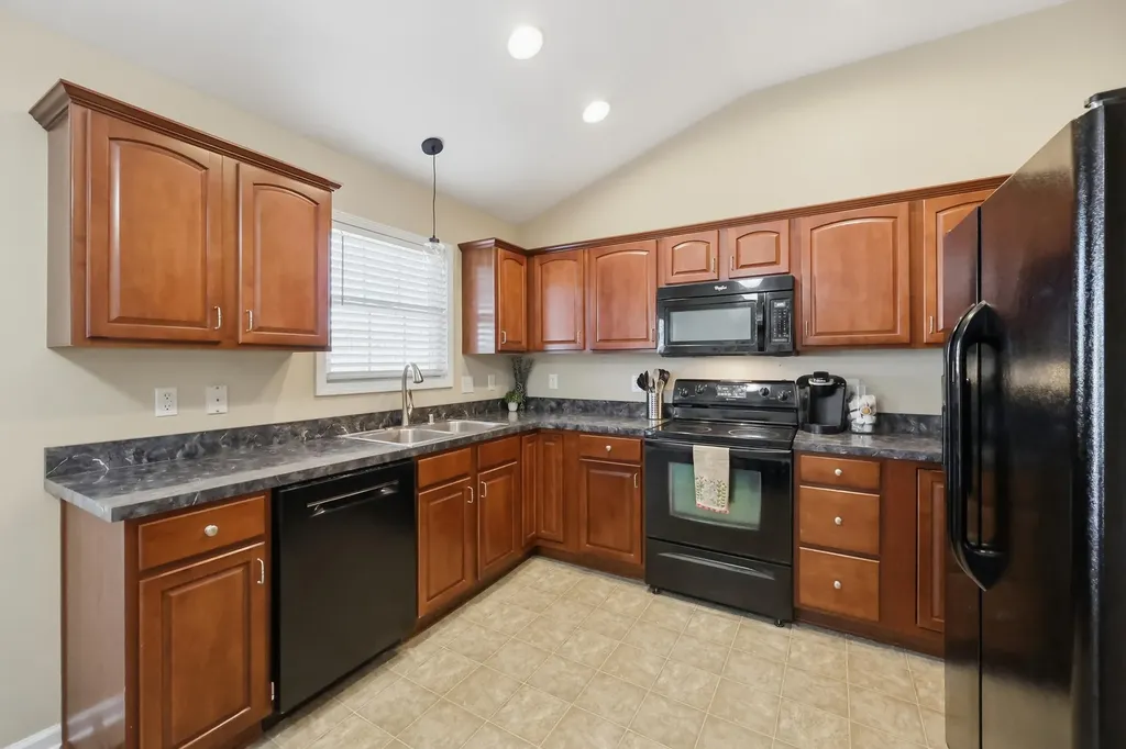 205 Gauley Lane Lexington KY 40511