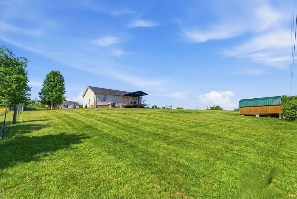269 Sun Valley Drive Stanford KY 40484