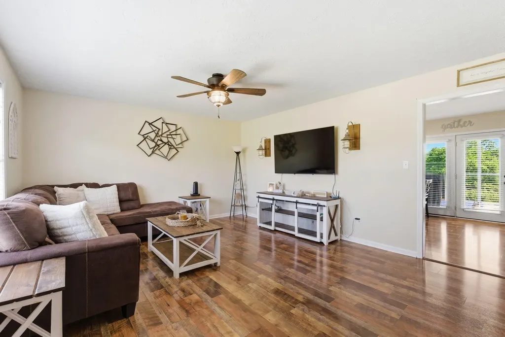 269 Sun Valley Drive Stanford KY 40484