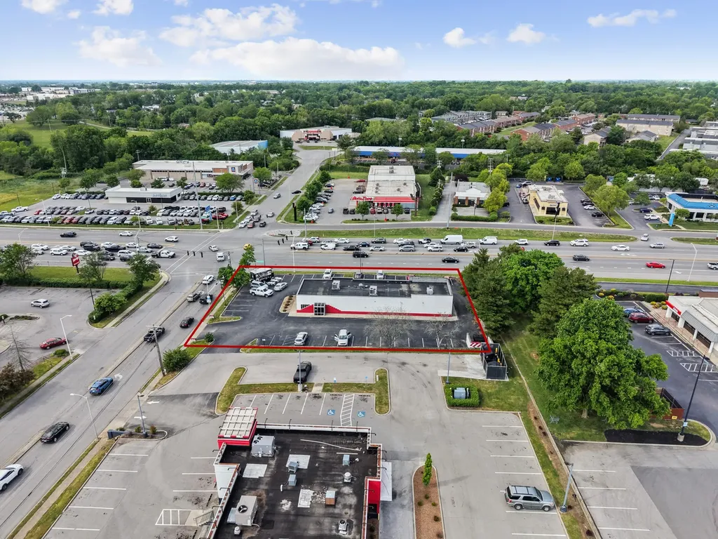 1498 Boardwalk Lexington KY 40511