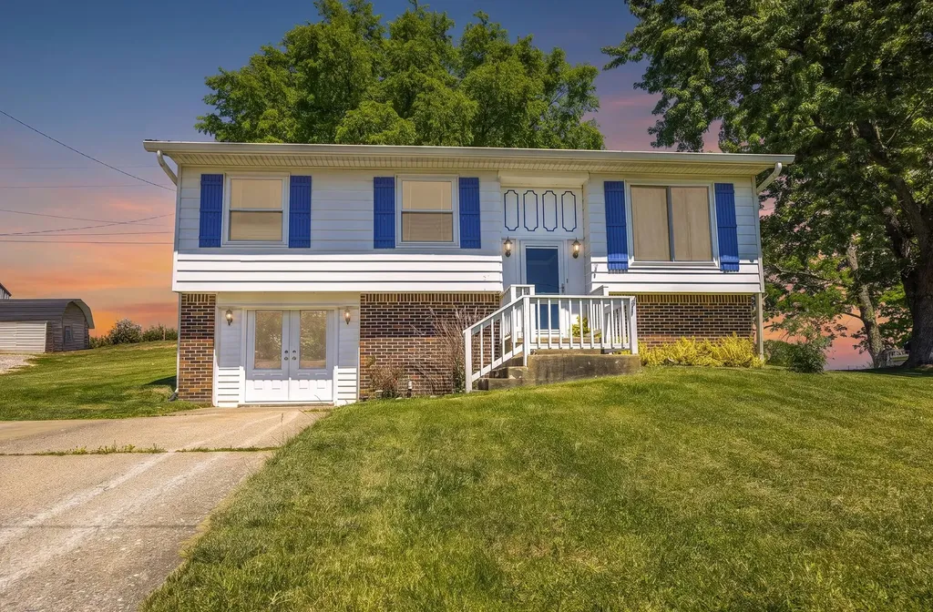 121 Mockingbird Lane Carlisle KY 40311