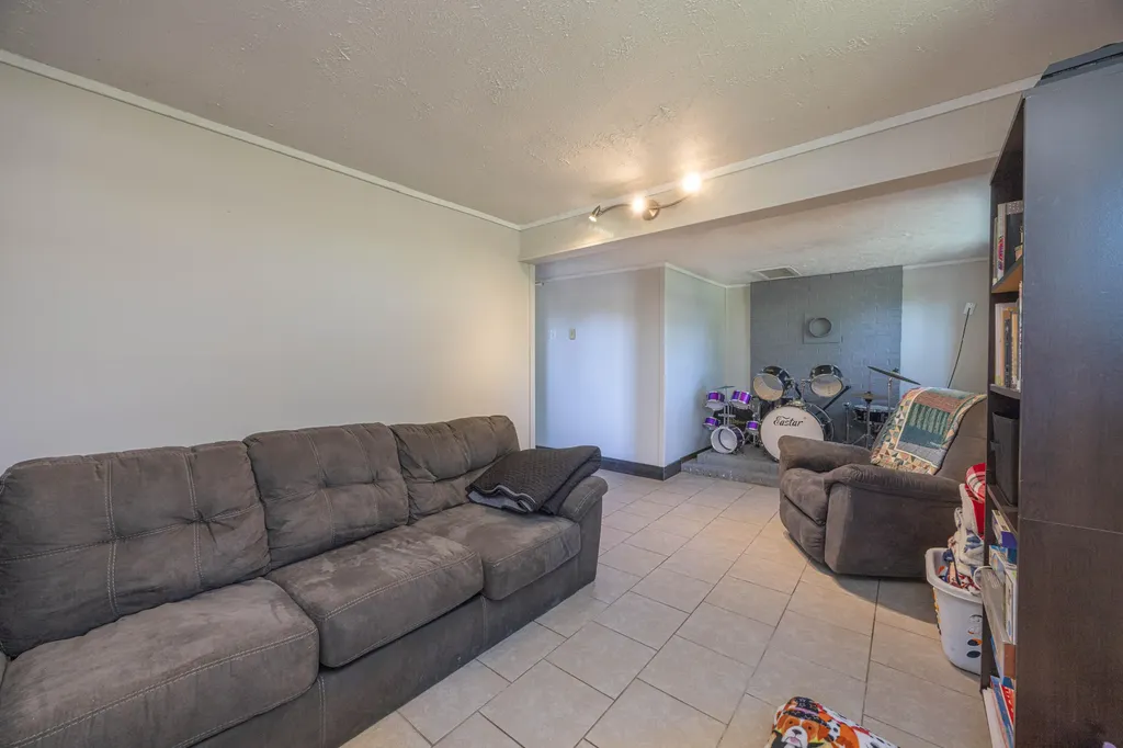 121 Mockingbird Lane Carlisle KY 40311