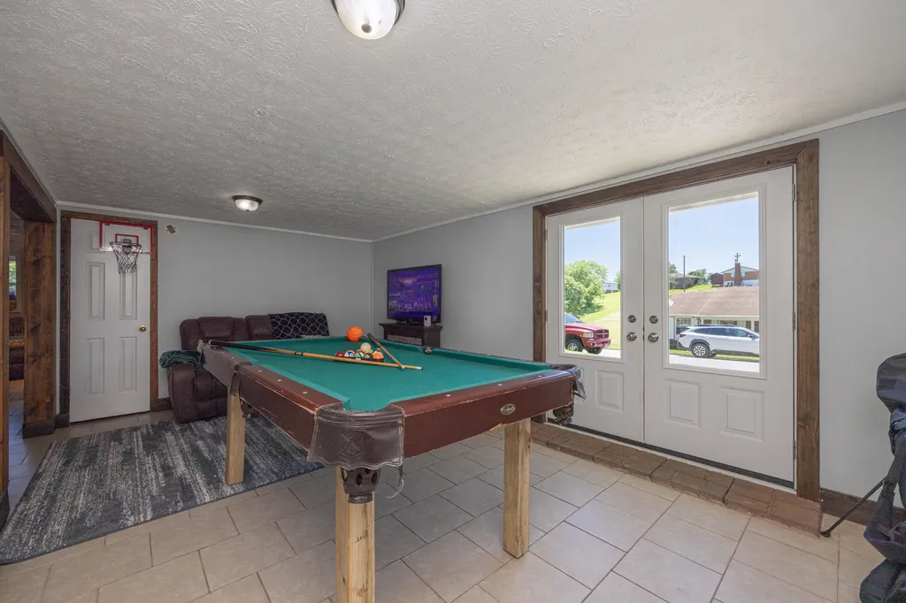 121 Mockingbird Lane Carlisle KY 40311
