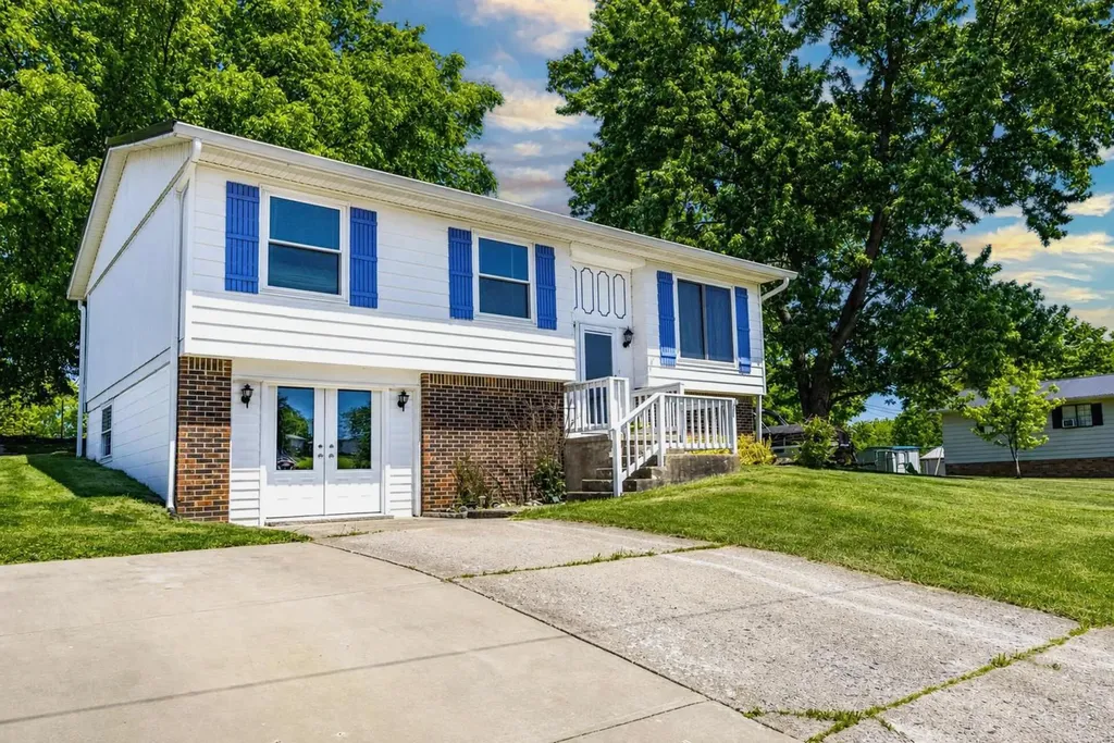 121 Mockingbird Lane Carlisle KY 40311