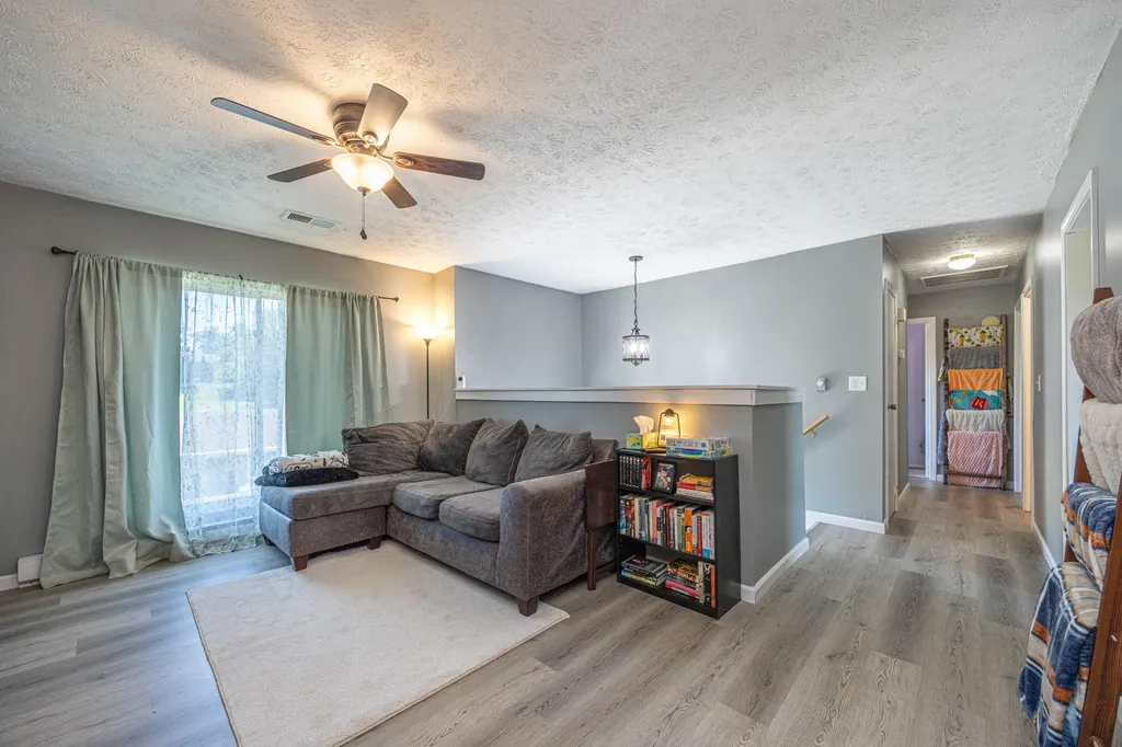 121 Mockingbird Lane Carlisle KY 40311