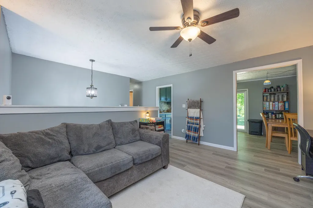 121 Mockingbird Lane Carlisle KY 40311