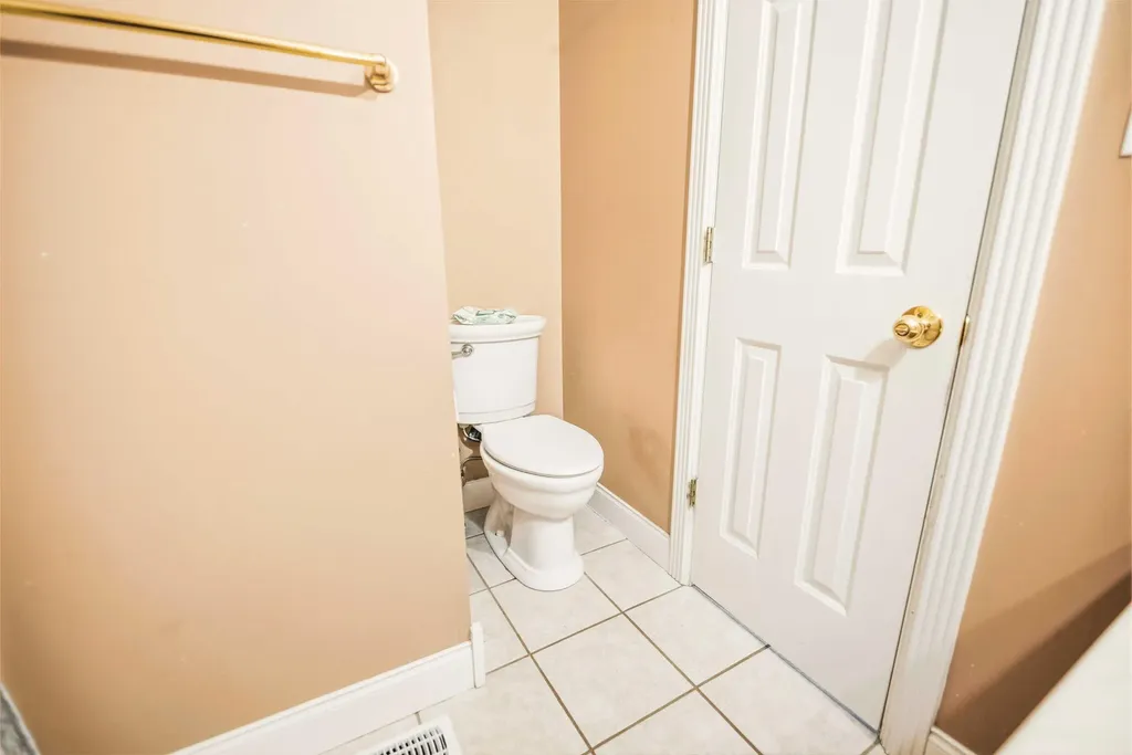 920 Hidden Loop Drive Somerset KY 42503