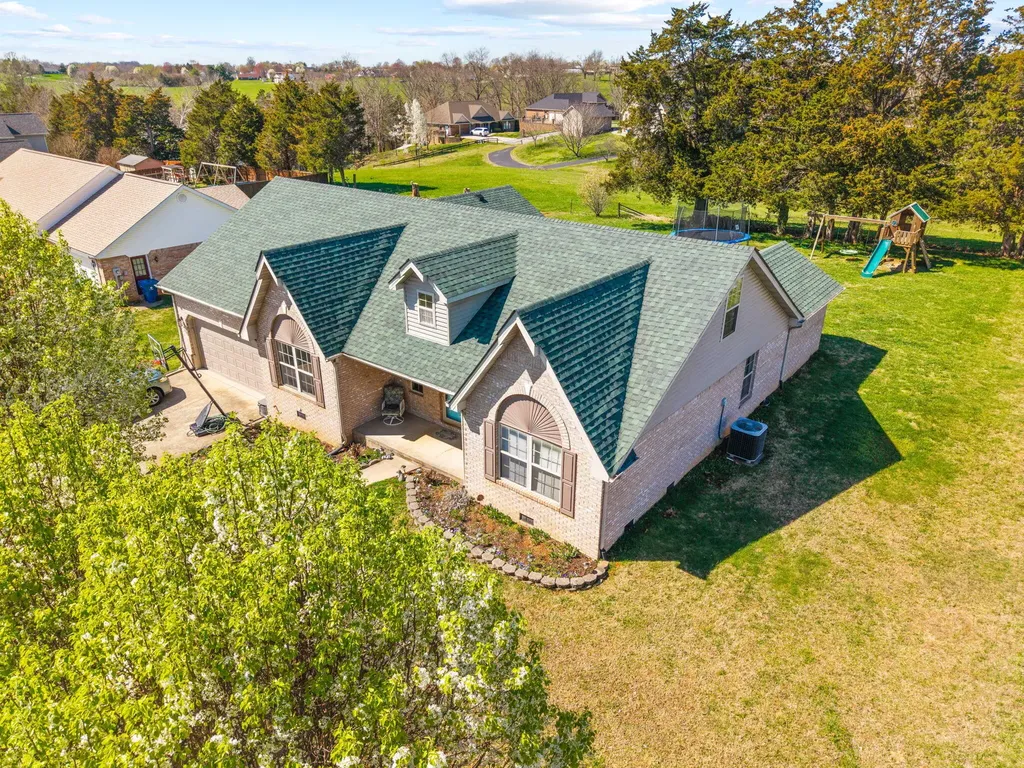 920 Hidden Loop Drive Somerset KY 42503